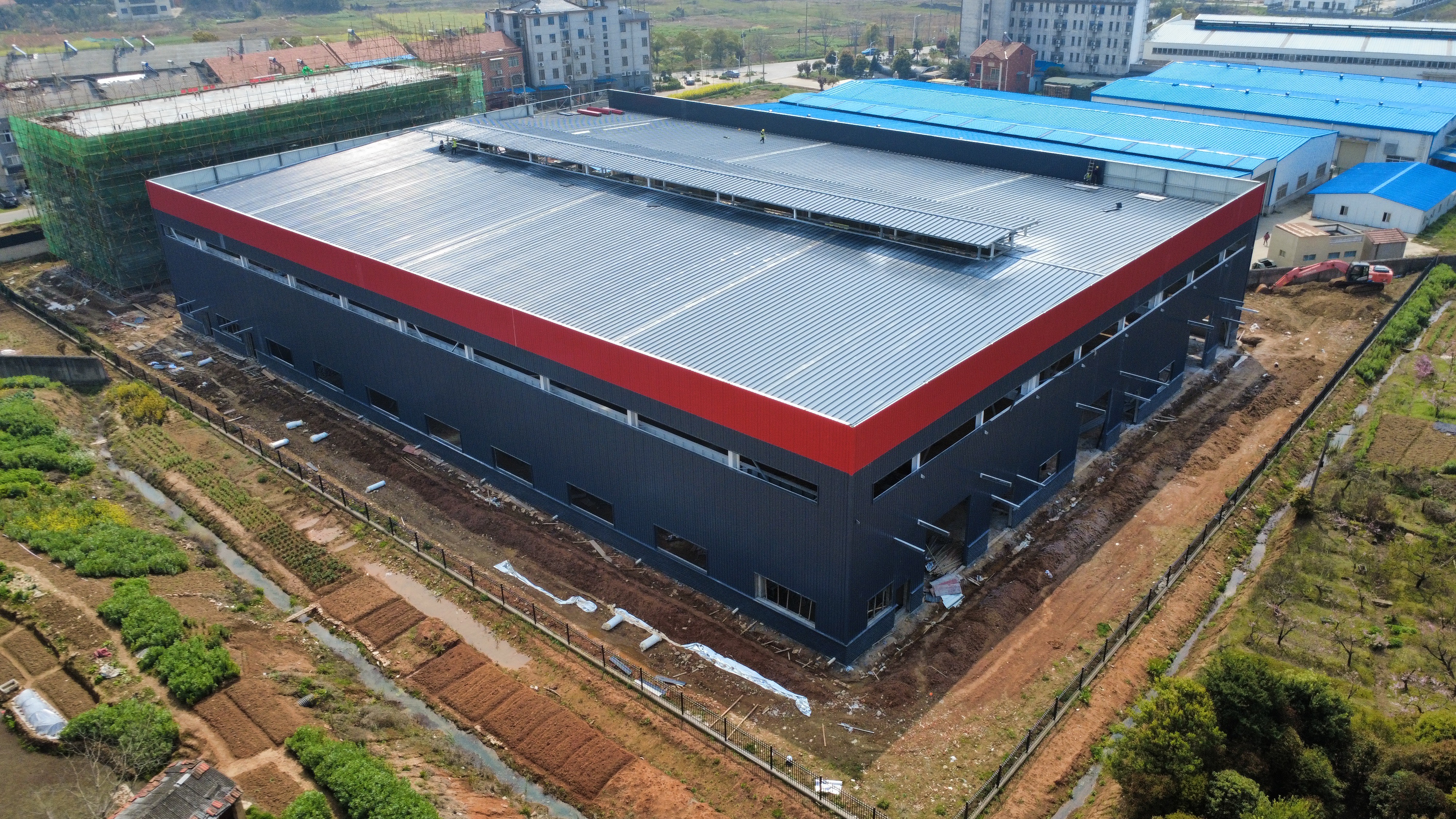 钢结构助力高效建设，依美诺服装产业园交付进入新阶段。