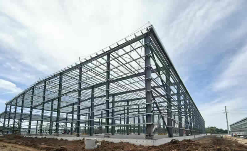赋能鄂南冷链枢纽，咸宁冷链项目钢结构主体由中普重工圆满建成